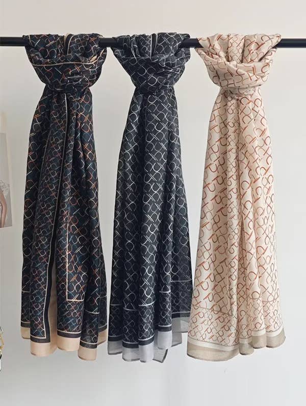 White / Tan Scarf – Geometric Collection