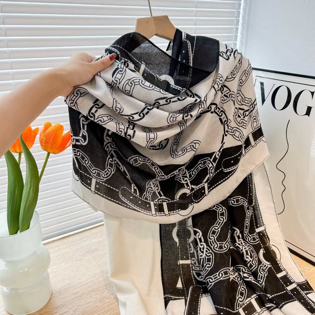 Black / White Scarf – Chain Collection