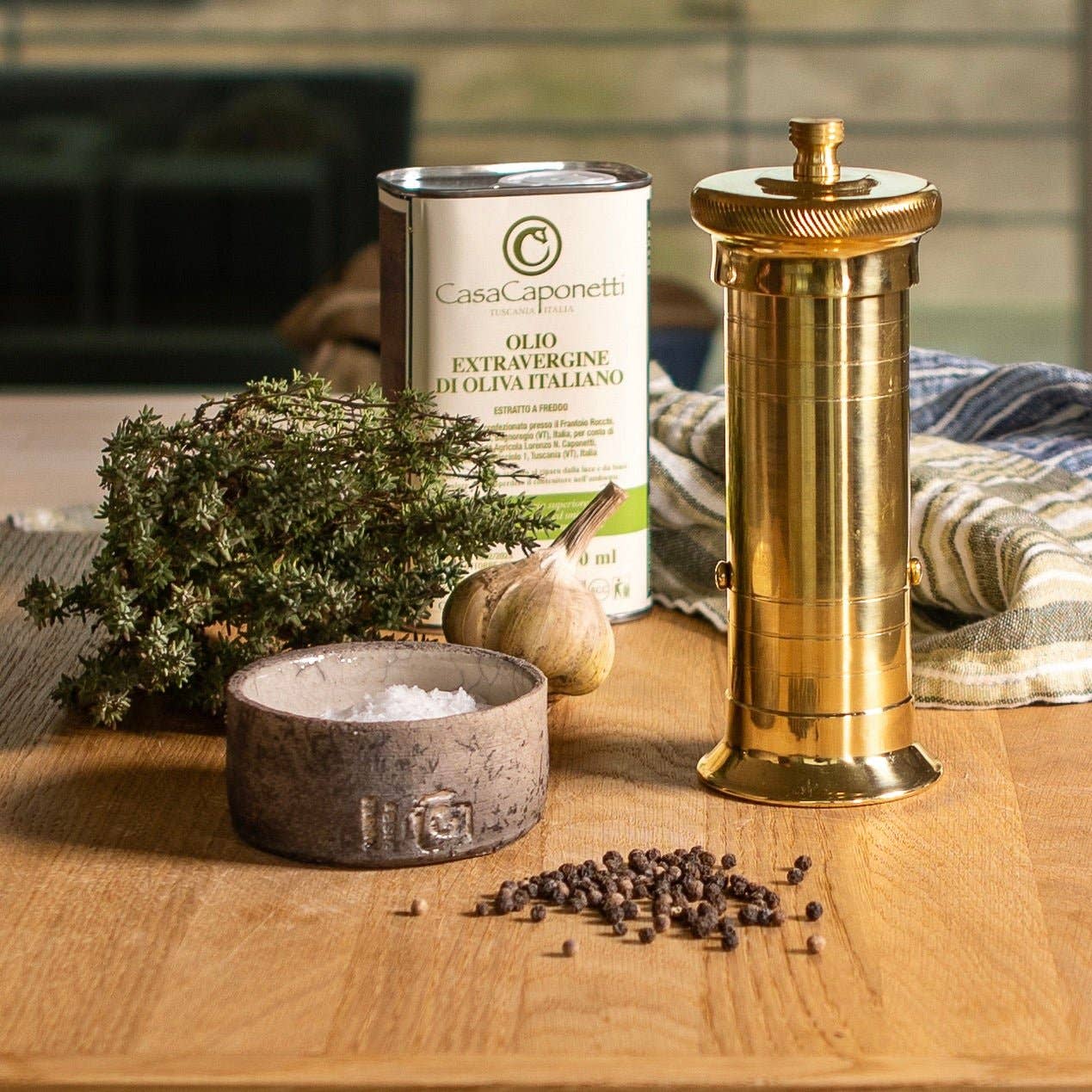 The original 'Chef's Mill' - 8/11/13" pepper grinder: 13"