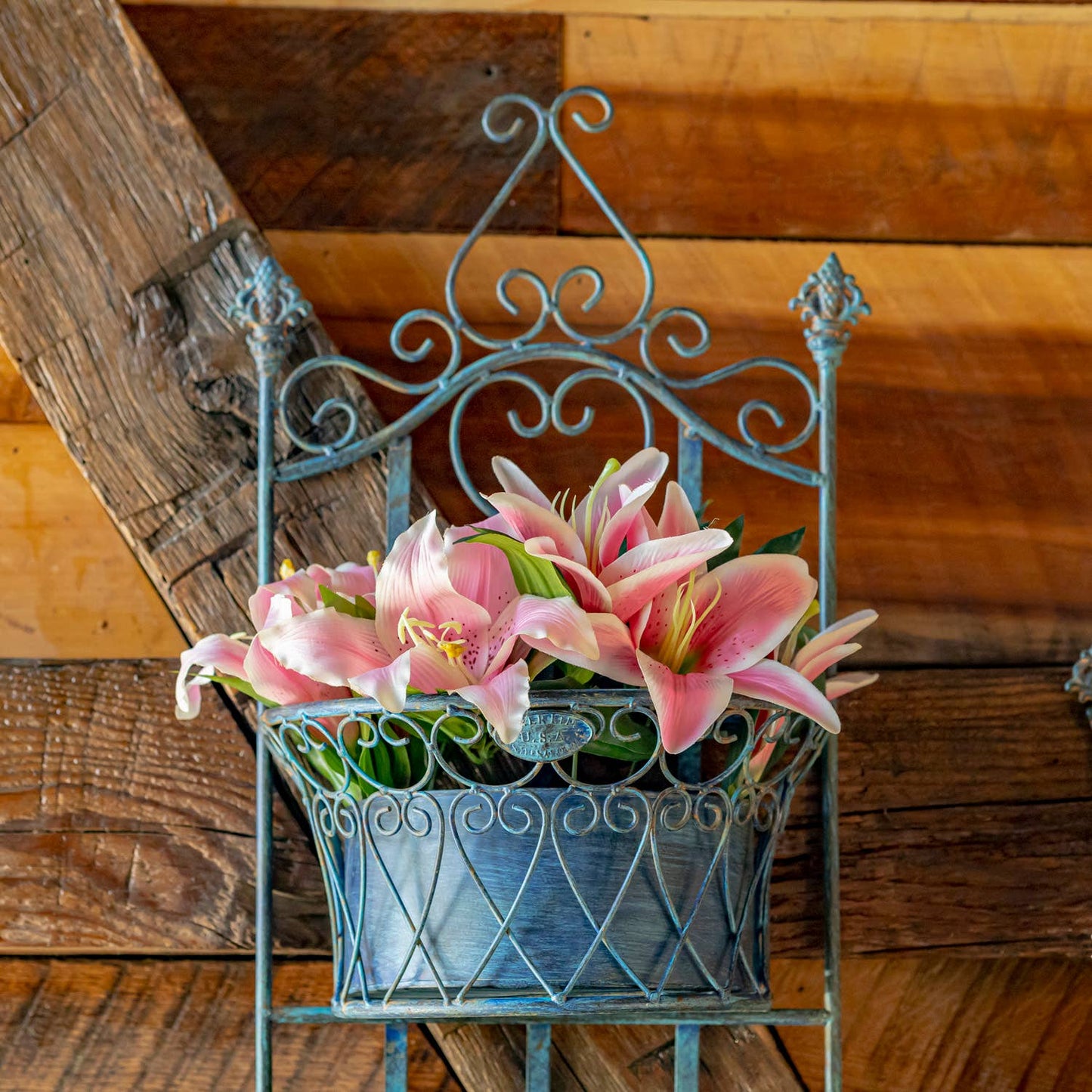 Dual Wall Hanging Planters with Removable Baskets: Antique White