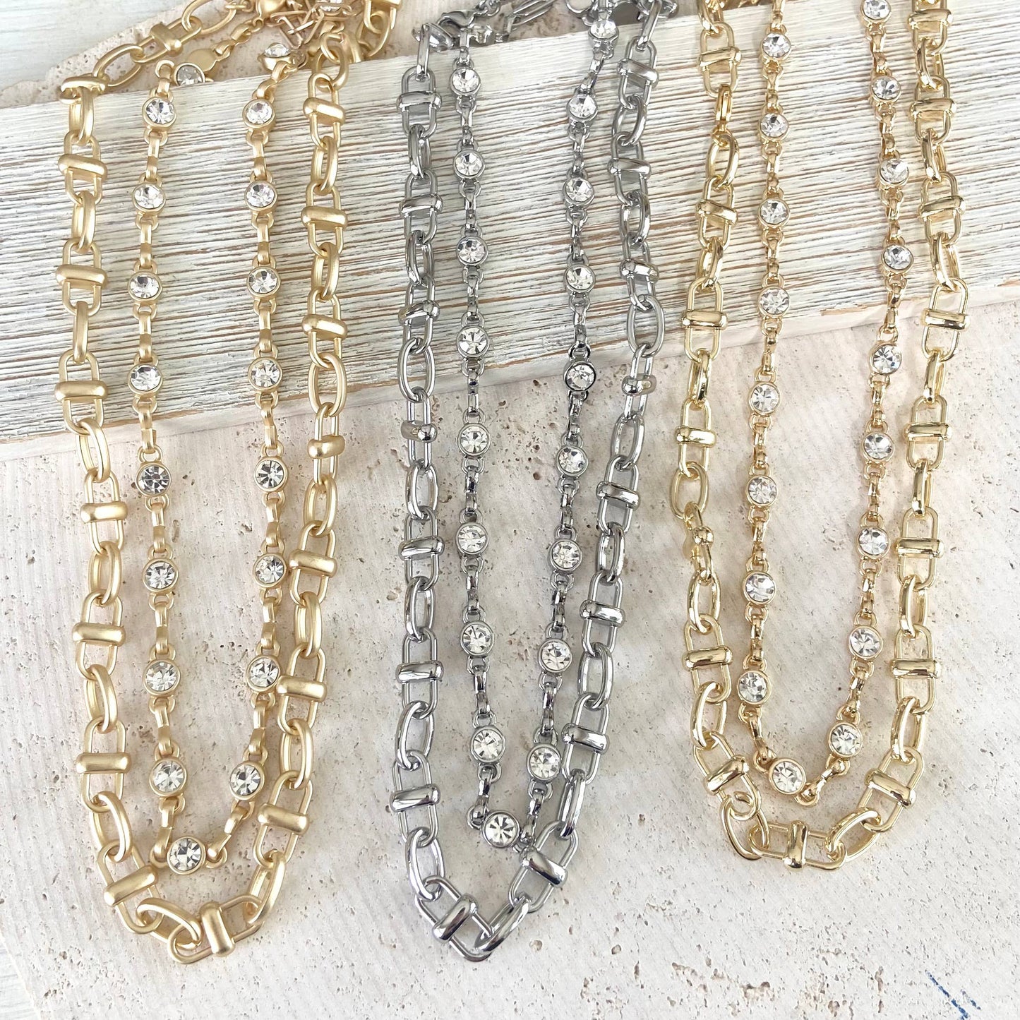 Equestrian linked chain layering crystal necklaces : Gold equestrian chain