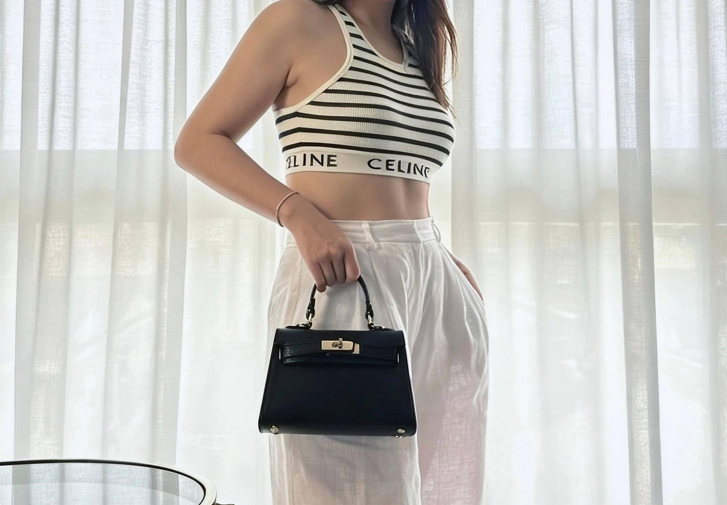 Genuine Saffiano leather handbag with strap, made in italy: Begiecuoio