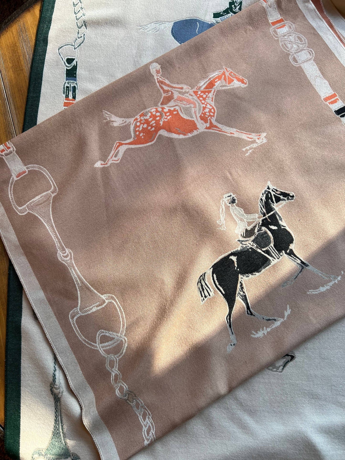 Fox Hunter Jumper English Side Saddle Equestrian Horse Scarf: Cream