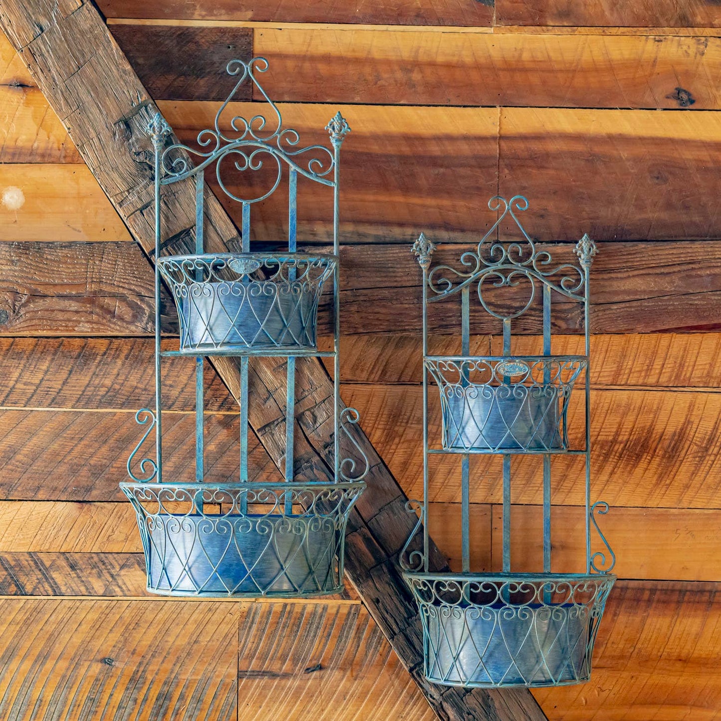 Dual Wall Hanging Planters with Removable Baskets: Antique White