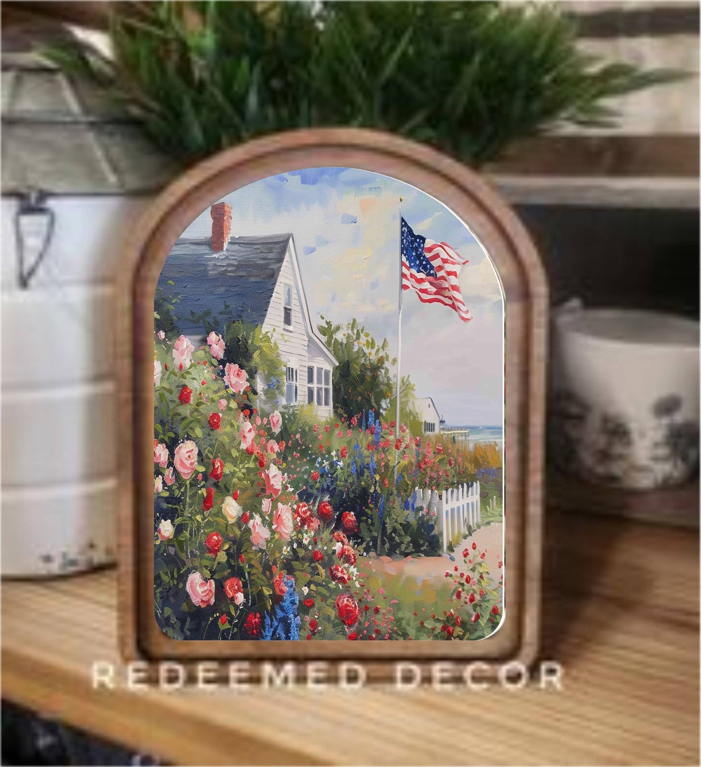 Arch Top Patriotic Beach House Framed Art : 6x8"
