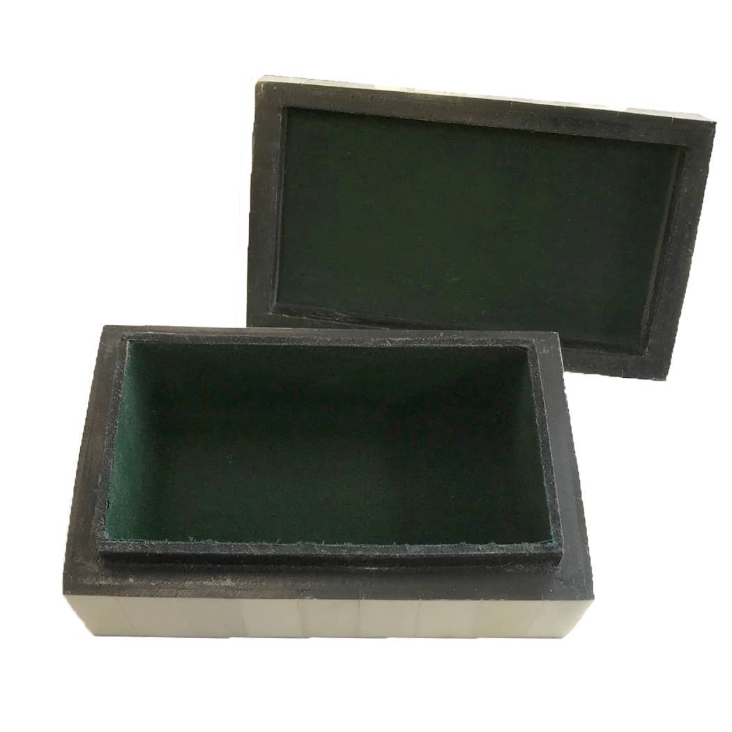 Kentucky Derby 1914 Color Printed Bone Trinket Box, 5-1/4”