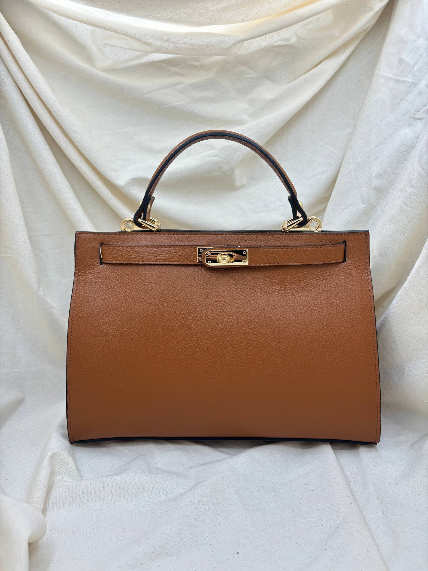 Large genuine leather handbag with shoulder strap: Verde
