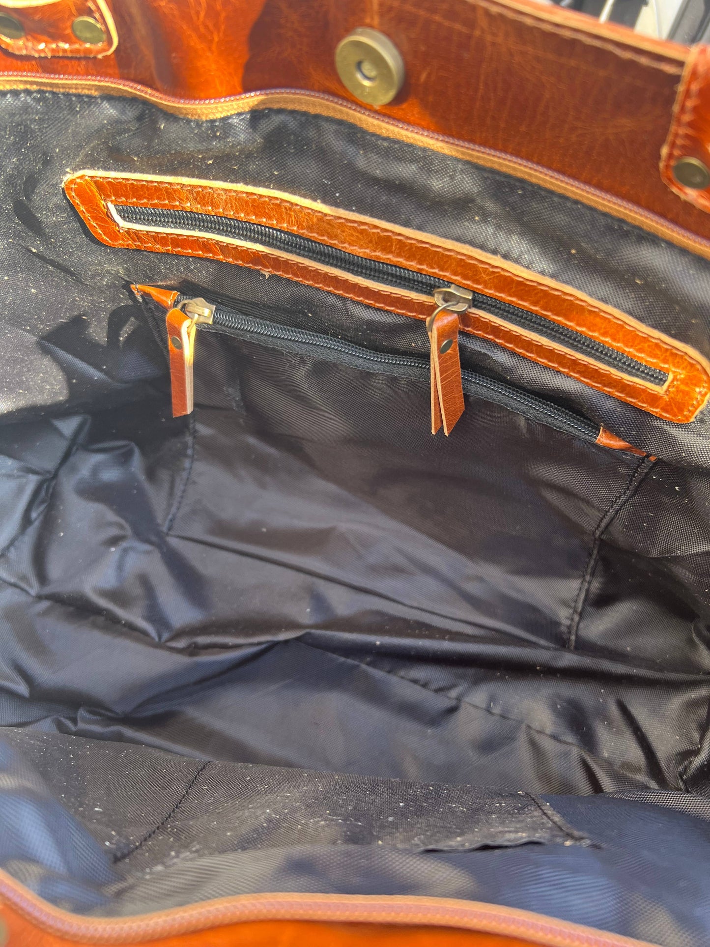 Equestrian Snaffle Bit Newmarket Leather Tote Bag Purse: Distressed Oakbark