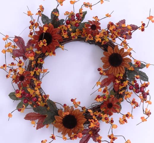 BITTERSWEET WREATH ON TWIG BASE W/BURLAP FLOWERS, LEAVES