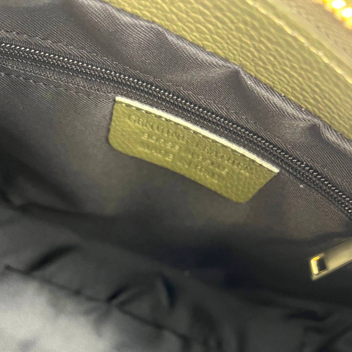 Genuine leather shoulder bag, Made in Italy, art. 112627: Taupe