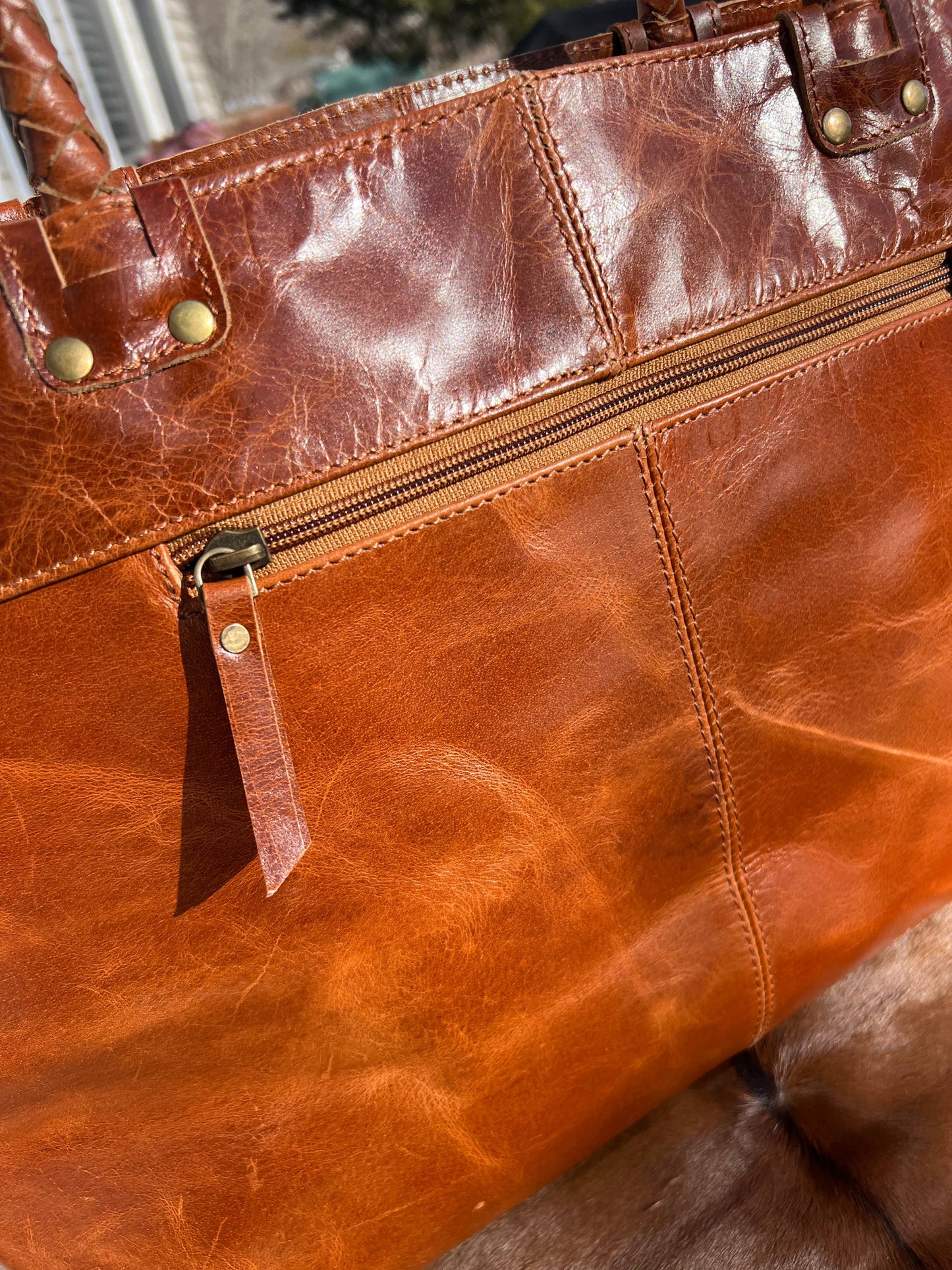 Equestrian Snaffle Bit Newmarket Leather Tote Bag Purse: Distressed Oakbark